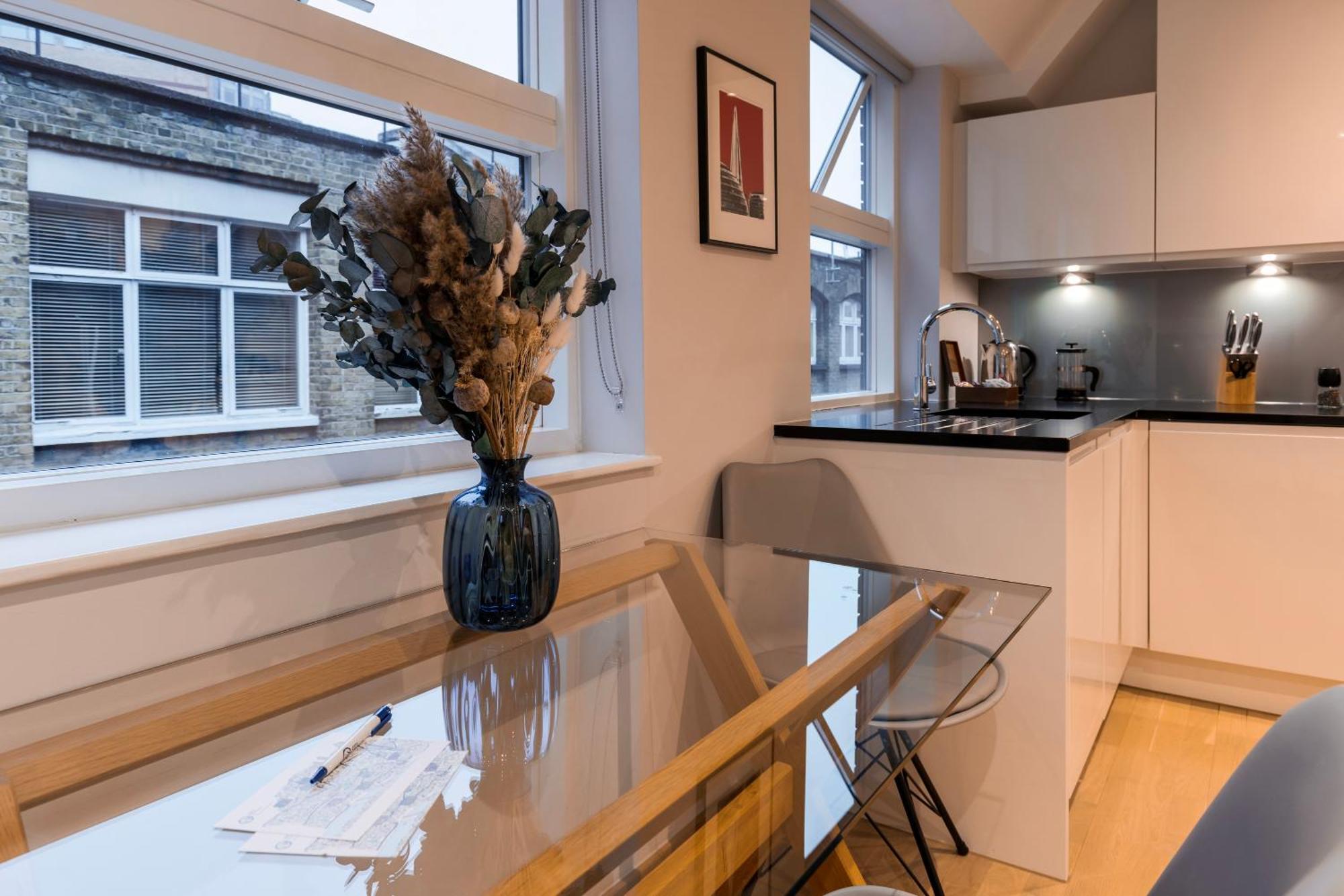 Barbican Serviced Apartments By Lovelystay Londres Exterior foto